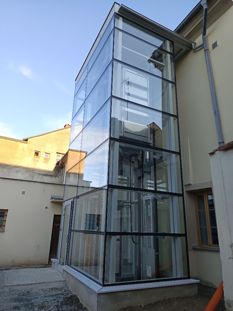 Realizace a rekonstrukce výtahů v bytových domech (SVJ)